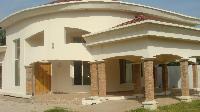 2 Bedroom Bungalow/ 3 Bedroom ...